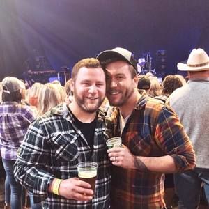 Meet your Posher, Derrick